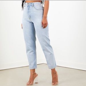 Girls Tour jeans